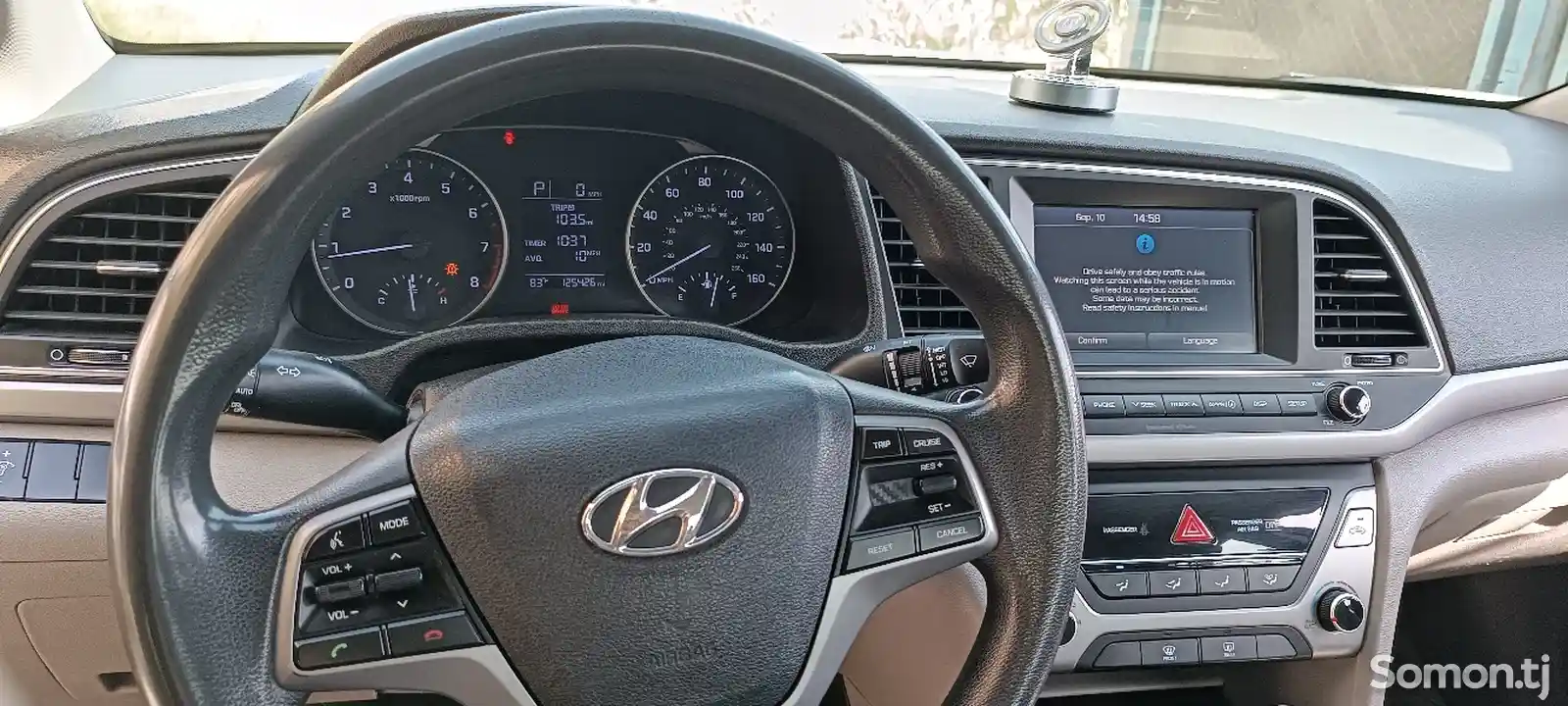 Hyundai Elantra, 2017-6