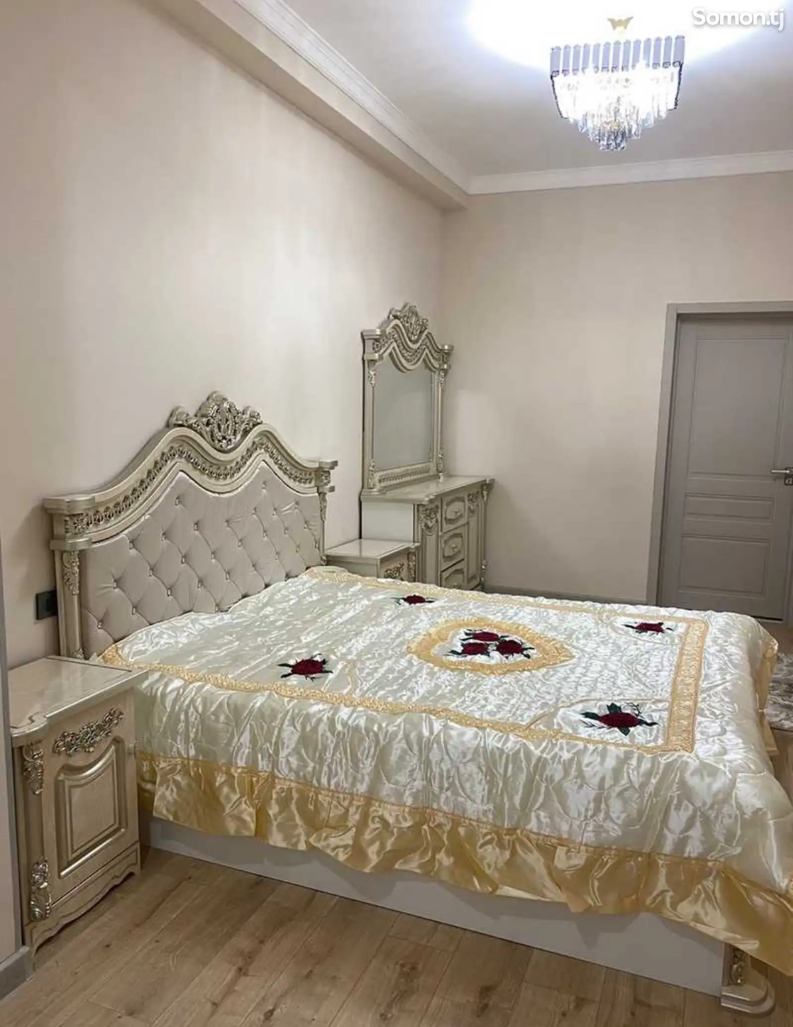 3-комн. квартира, 5 этаж, 95м², И. Сомони-1