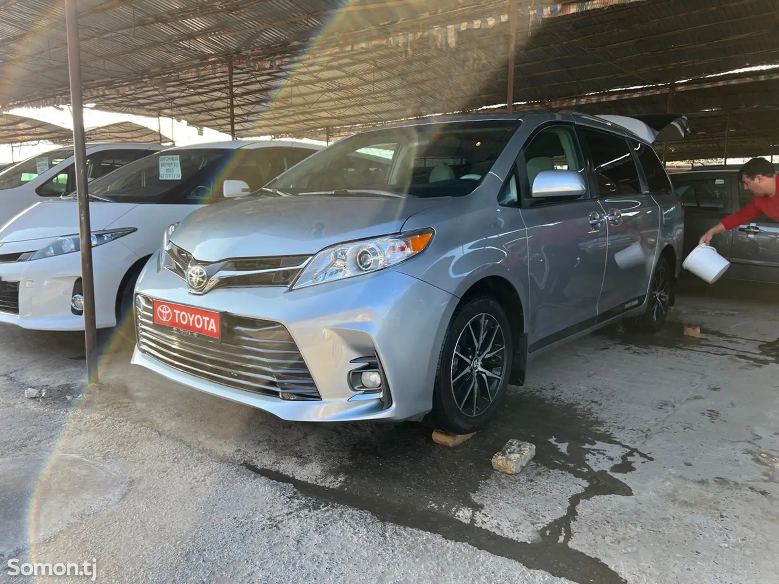 Toyota Sienna, 2011-11