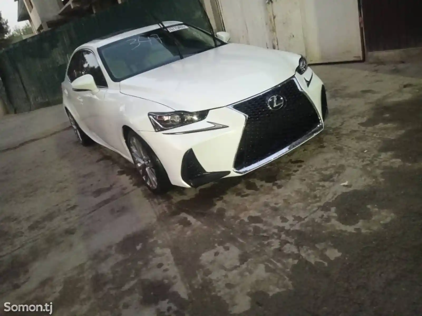 Lexus IS series, 2015