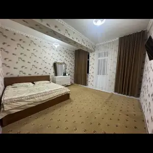 2-комн. квартира, 4 этаж, 80м², Фирдавси