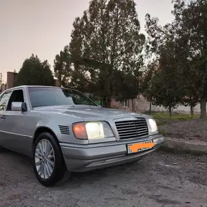 Mercedes-Benz W124, 1995