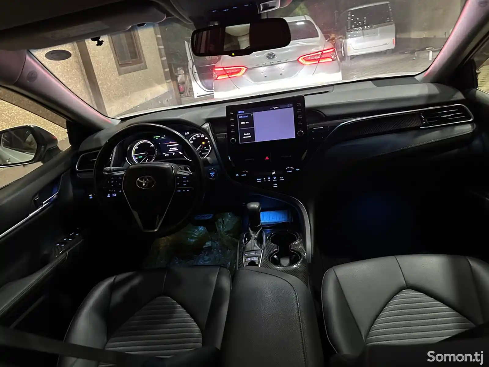 Toyota Camry, 2019-8