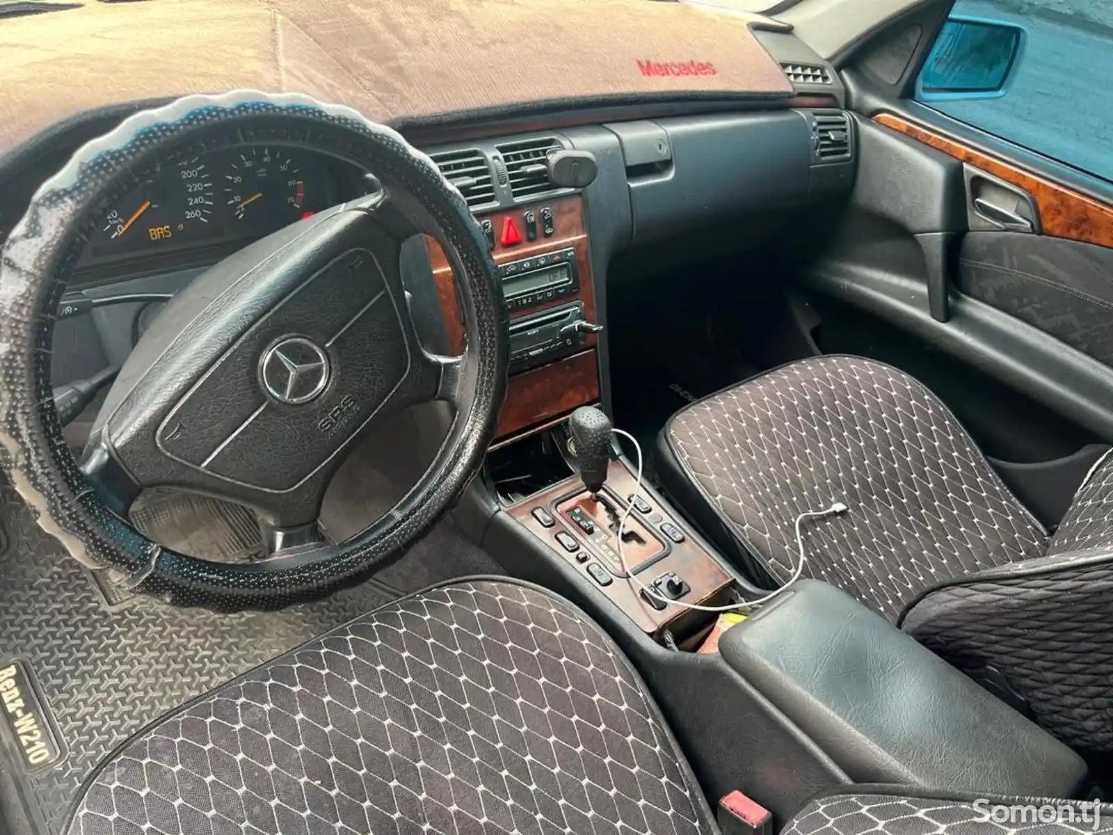 Mercedes-Benz E class, 1998-5