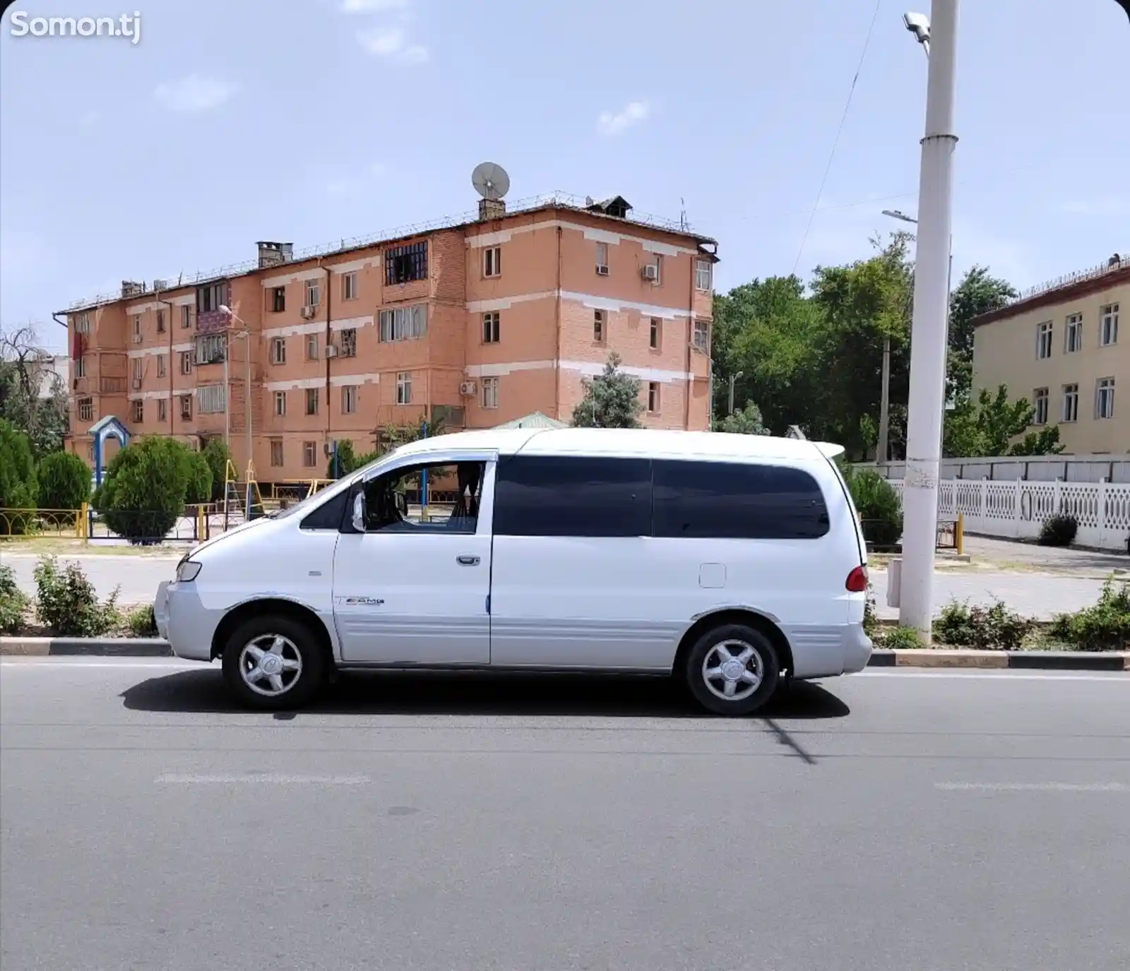 Микроавтобус Hyundai Starex, 2002-2