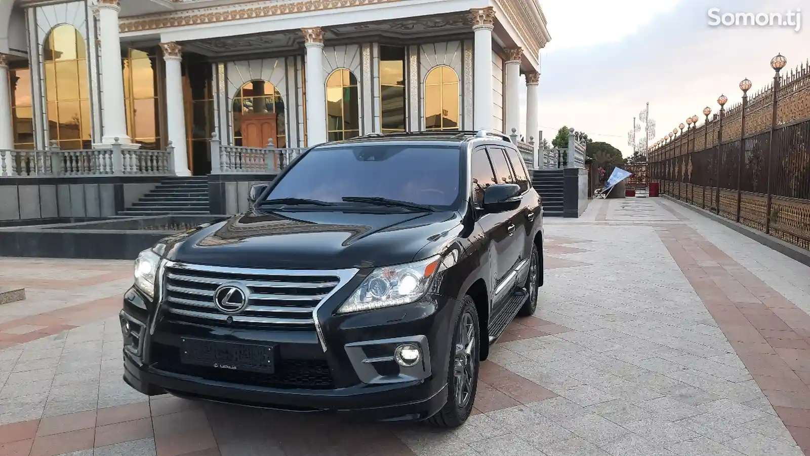 Lexus LX series, 2013-3