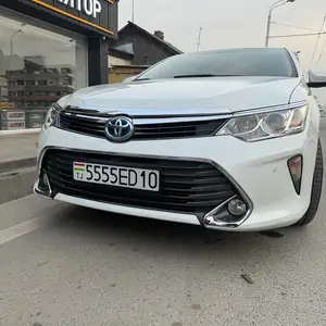 Toyota Camry, 2015