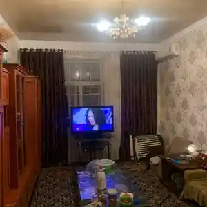 2-комн. квартира, 2 этаж, 60м², наздики бозор