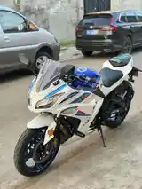 Мотоцикл Kawasaki r3 BMW ninja-3