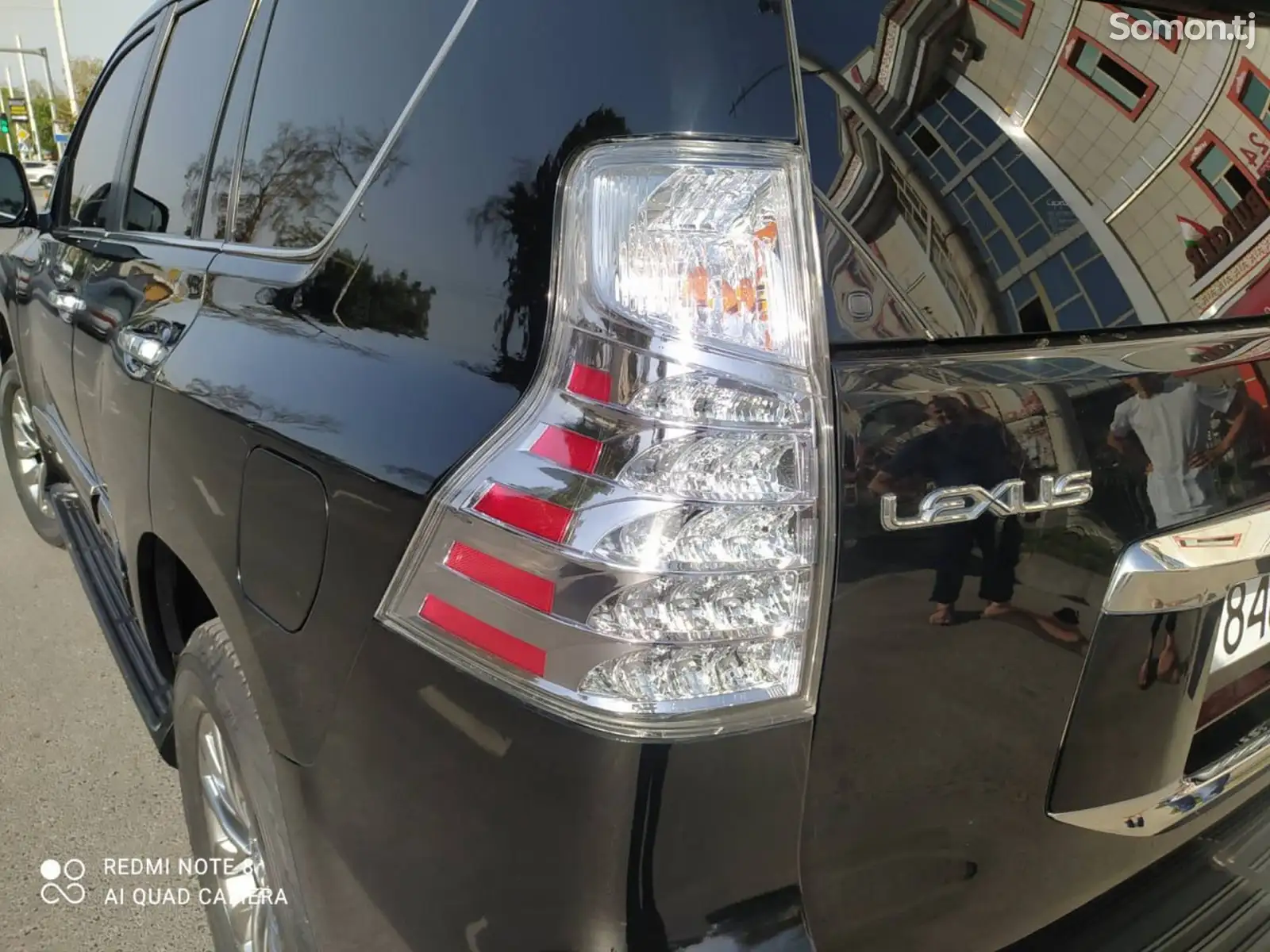 Задние фары на Lexus GX460 2015-2021-3