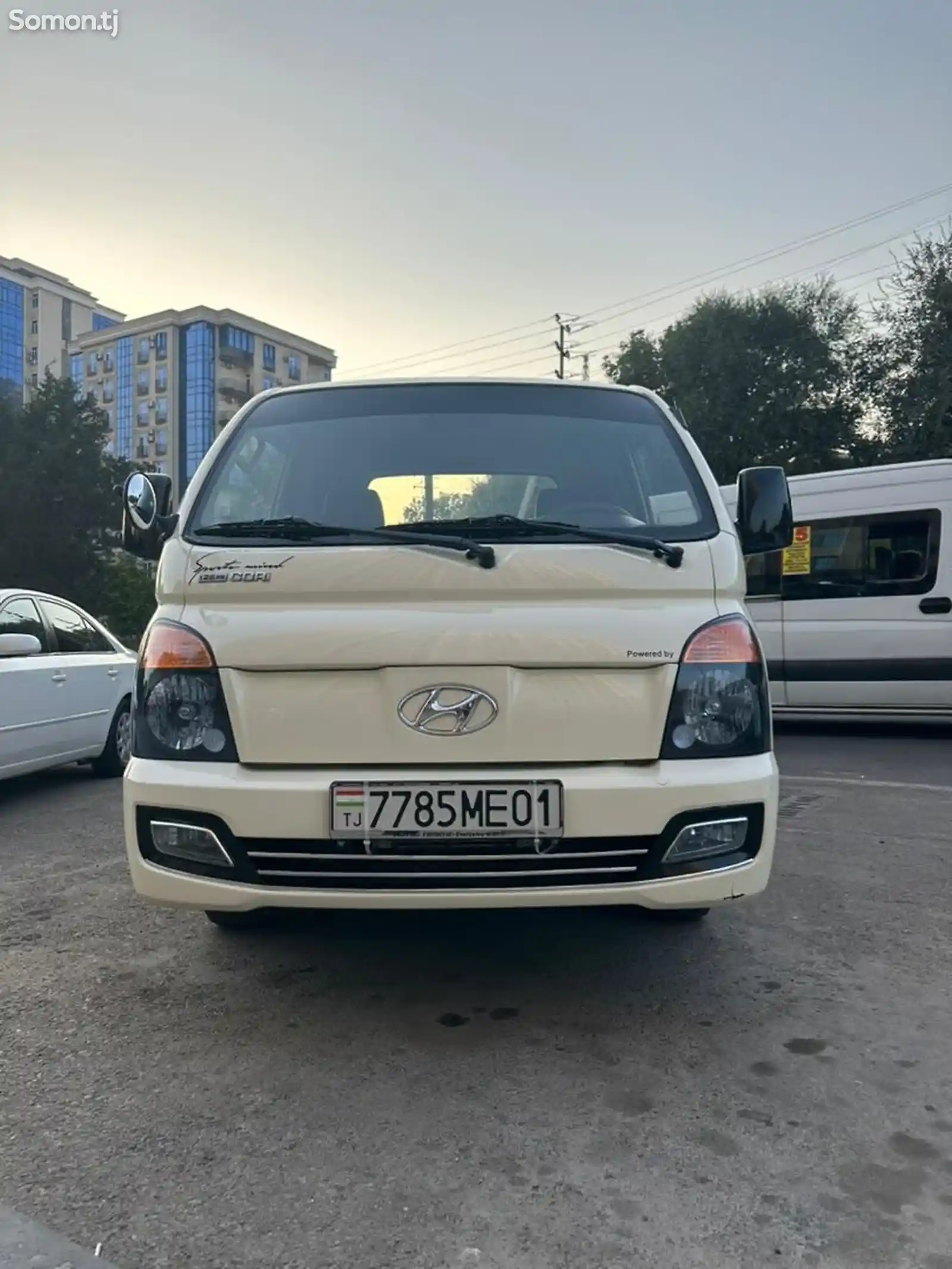 Бортовой автомобиль Hyundai Porter 2, 2012-3