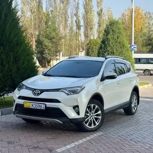 Toyota RAV 4, 2017