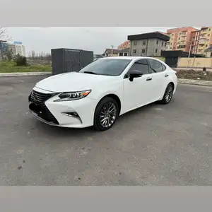 Lexus ES series, 2017