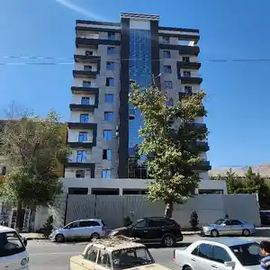 3-комн. квартира, 2 этаж, 90 м², 18 мкр