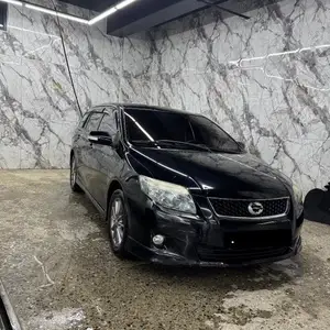 Toyota Fielder, 2011