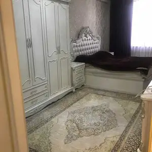 2-комн. квартира, 11 этаж, 61м², дом печати, пайкар