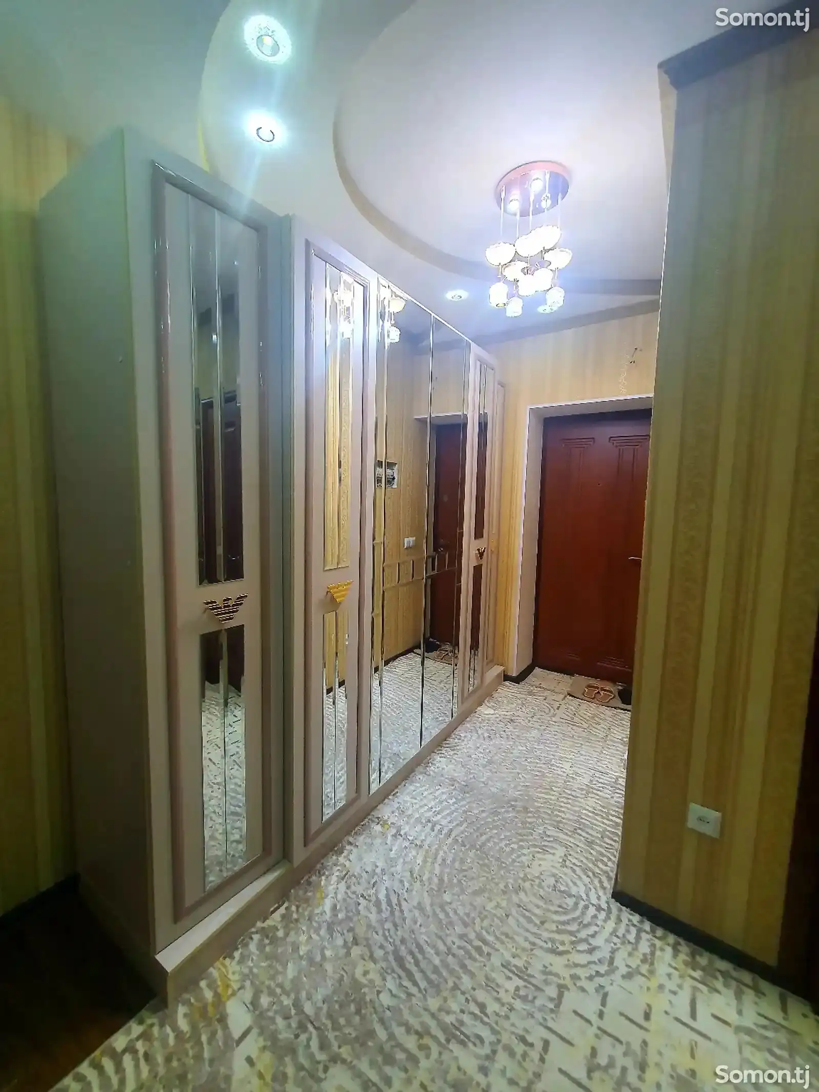 3-комн. квартира, 11 этаж, 69м², ресторан Амончон-3