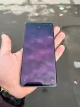 Samsung Galaxy S10 Plus-3