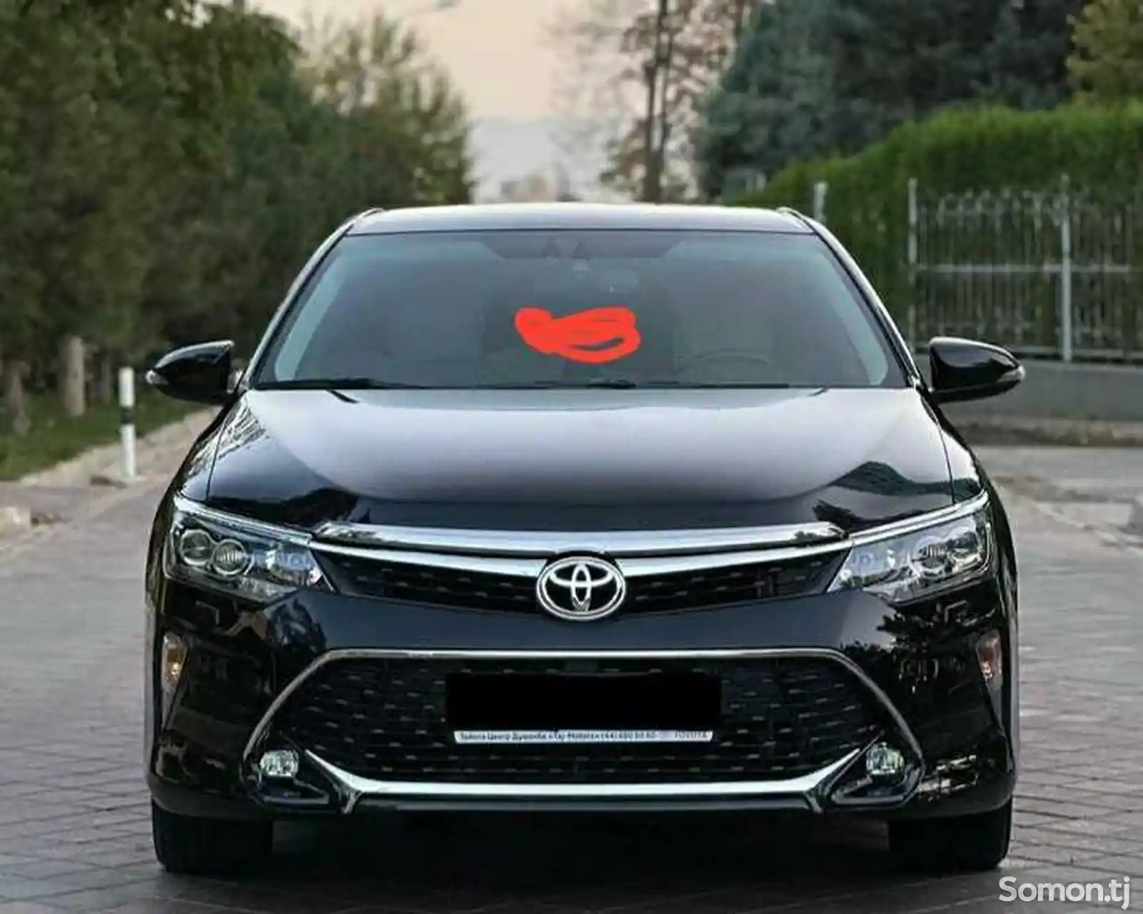 Лобовое стекло Toyota Camry 5