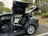 Tesla Model X, 2019-8