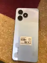 Смартфон Realme-2