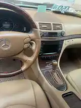 Mercedes-Benz E class, 2008-5