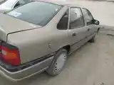 Opel Vectra A, 1995-2