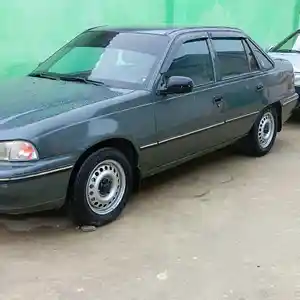 Daewoo Nexia, 1996