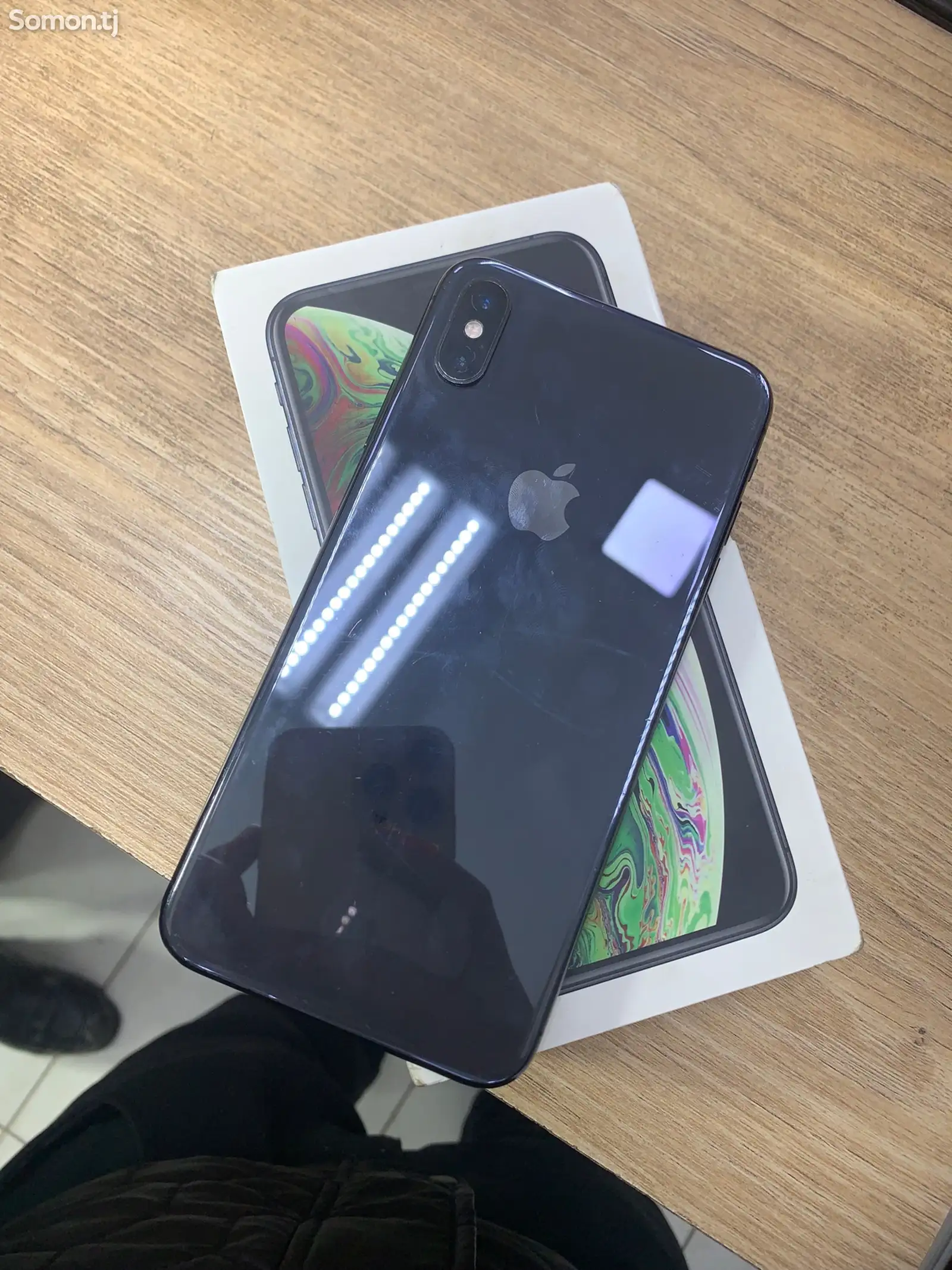 Apple iPhone Xs Max, 64 gb, Silver-1