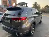 Toyota Highlander, 2017-4