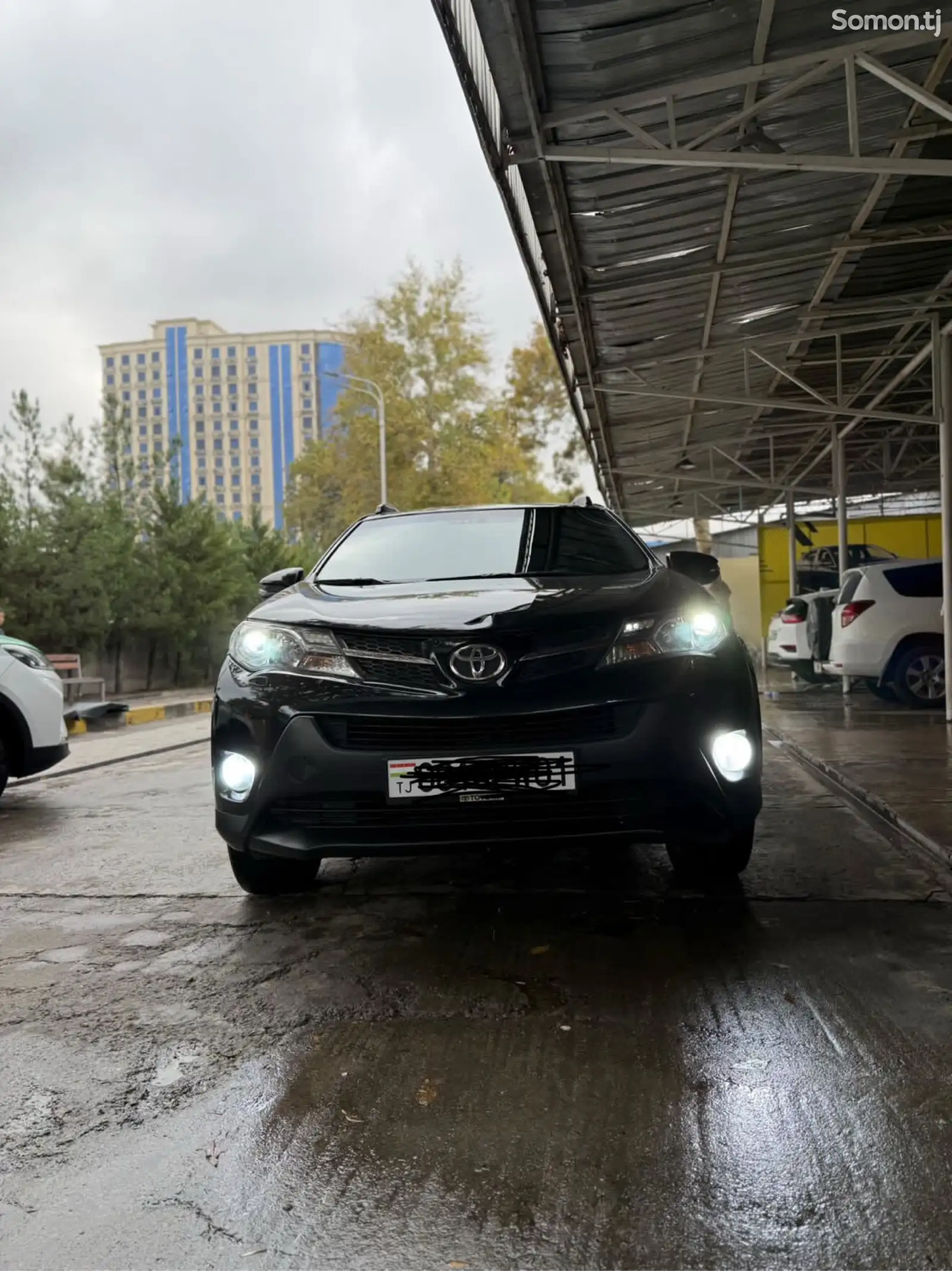 Toyota RAV 4, 2015-1