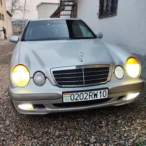 Mercedes-Benz E class, 2000