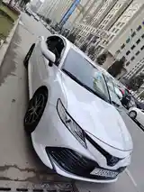 Toyota Camry, 2018-5