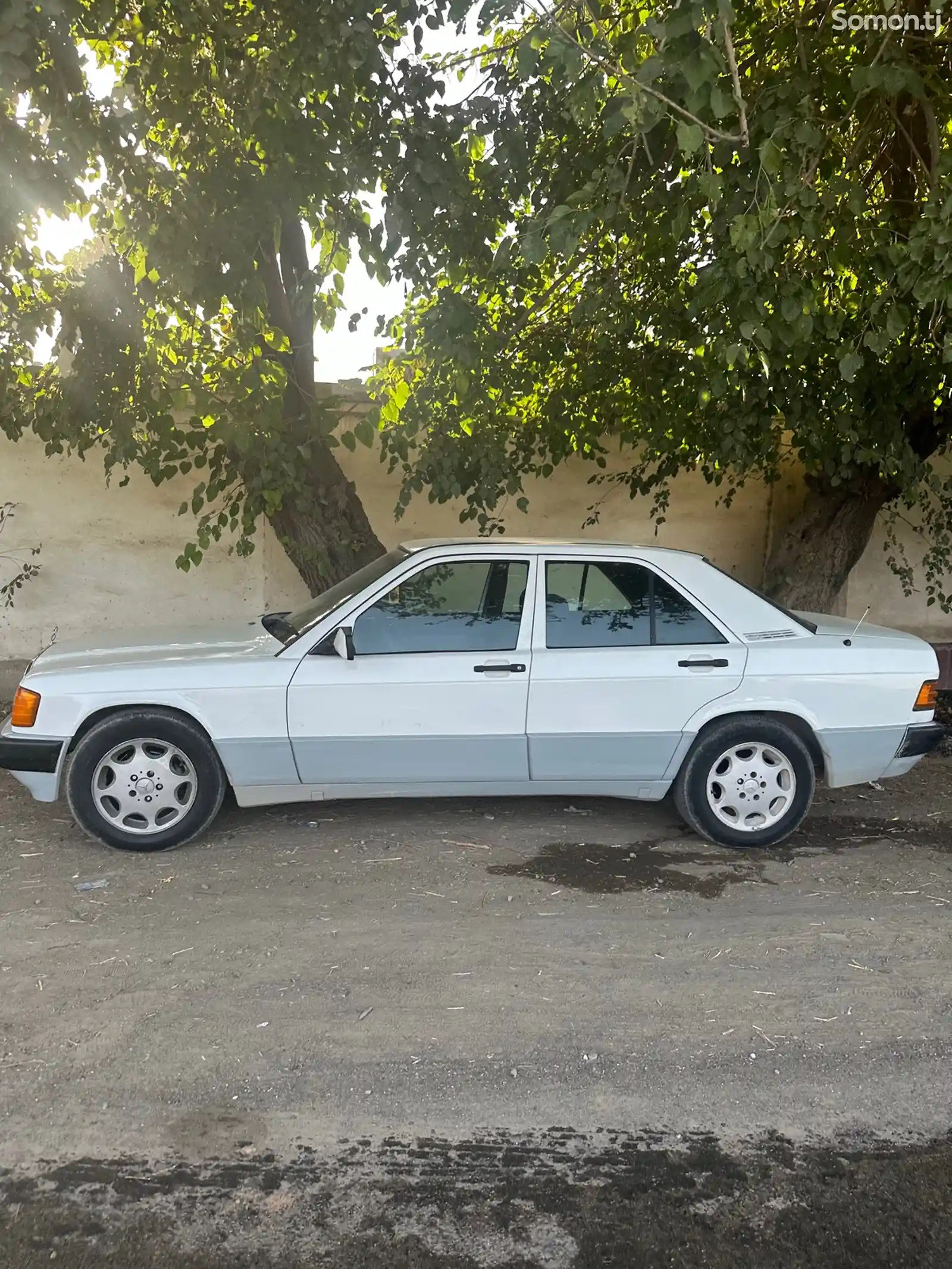 Mercedes-Benz W201, 1992-11