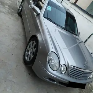 Mercedes-Benz E class, 2003