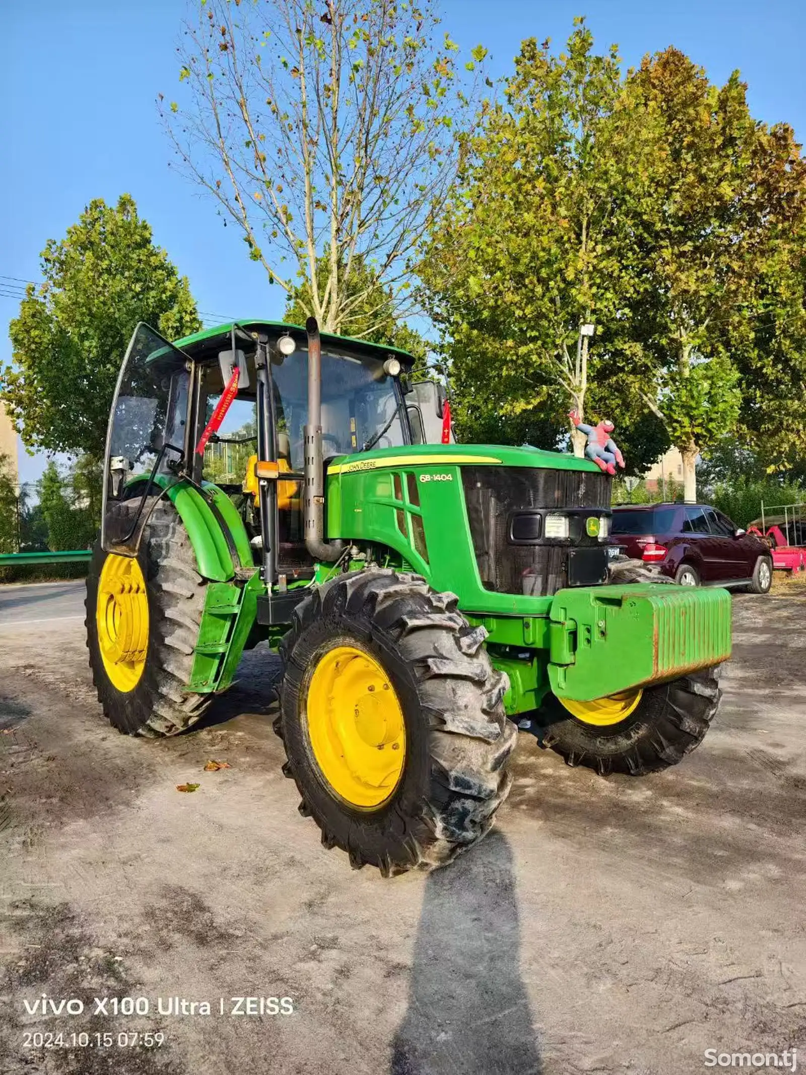 Трактор John Deere 6B-1404, шестицилиндровый двигатель-4