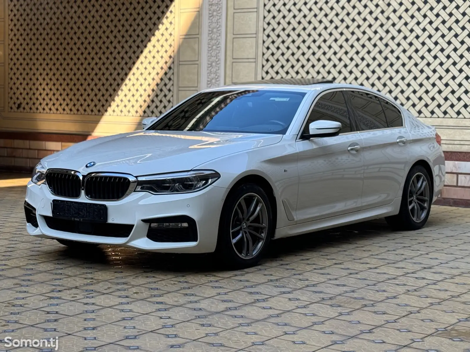 BMW 5 series, 2018-1