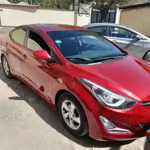 Hyundai Elantra, 2015