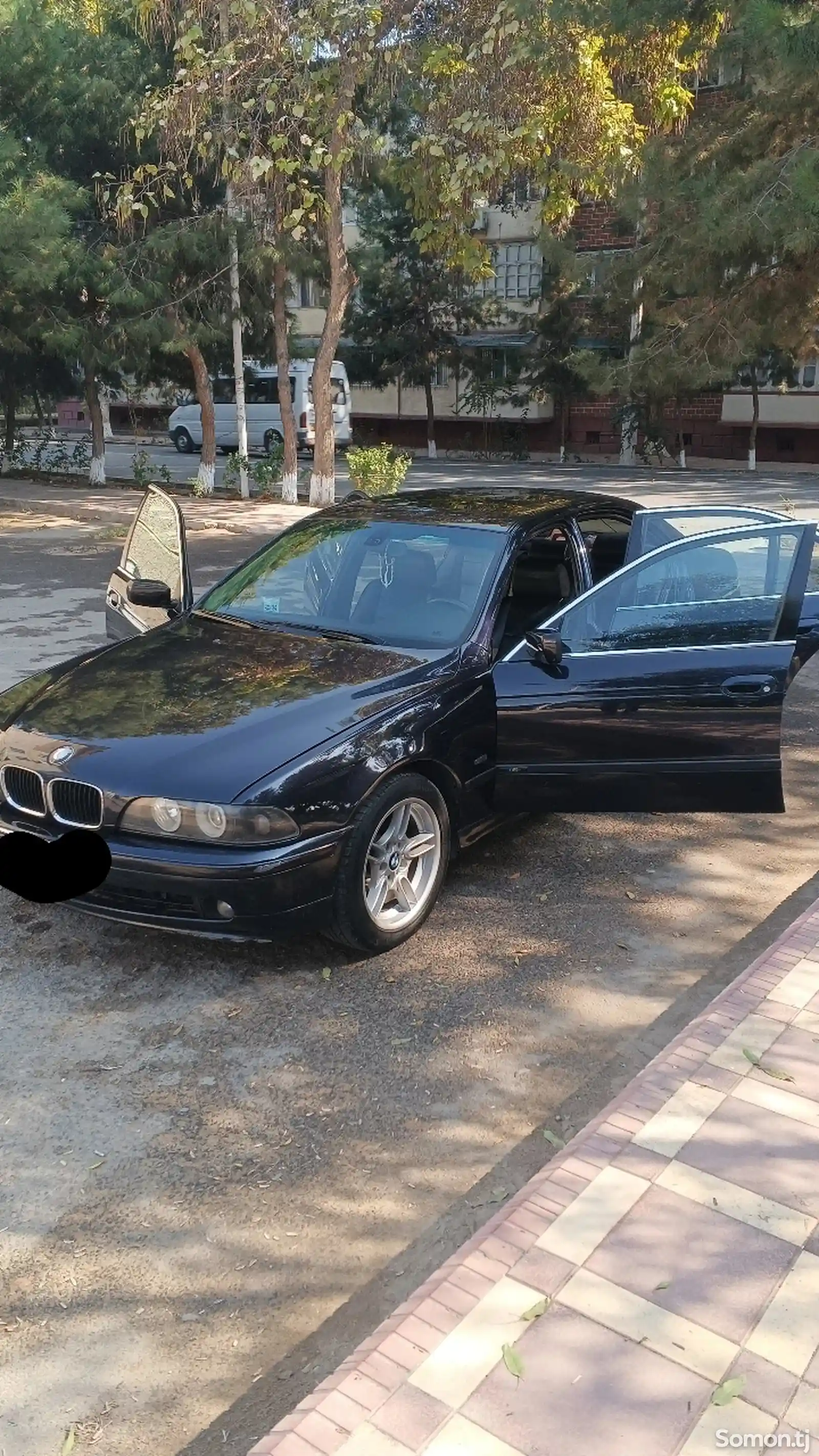 BMW 5 series, 2000-1