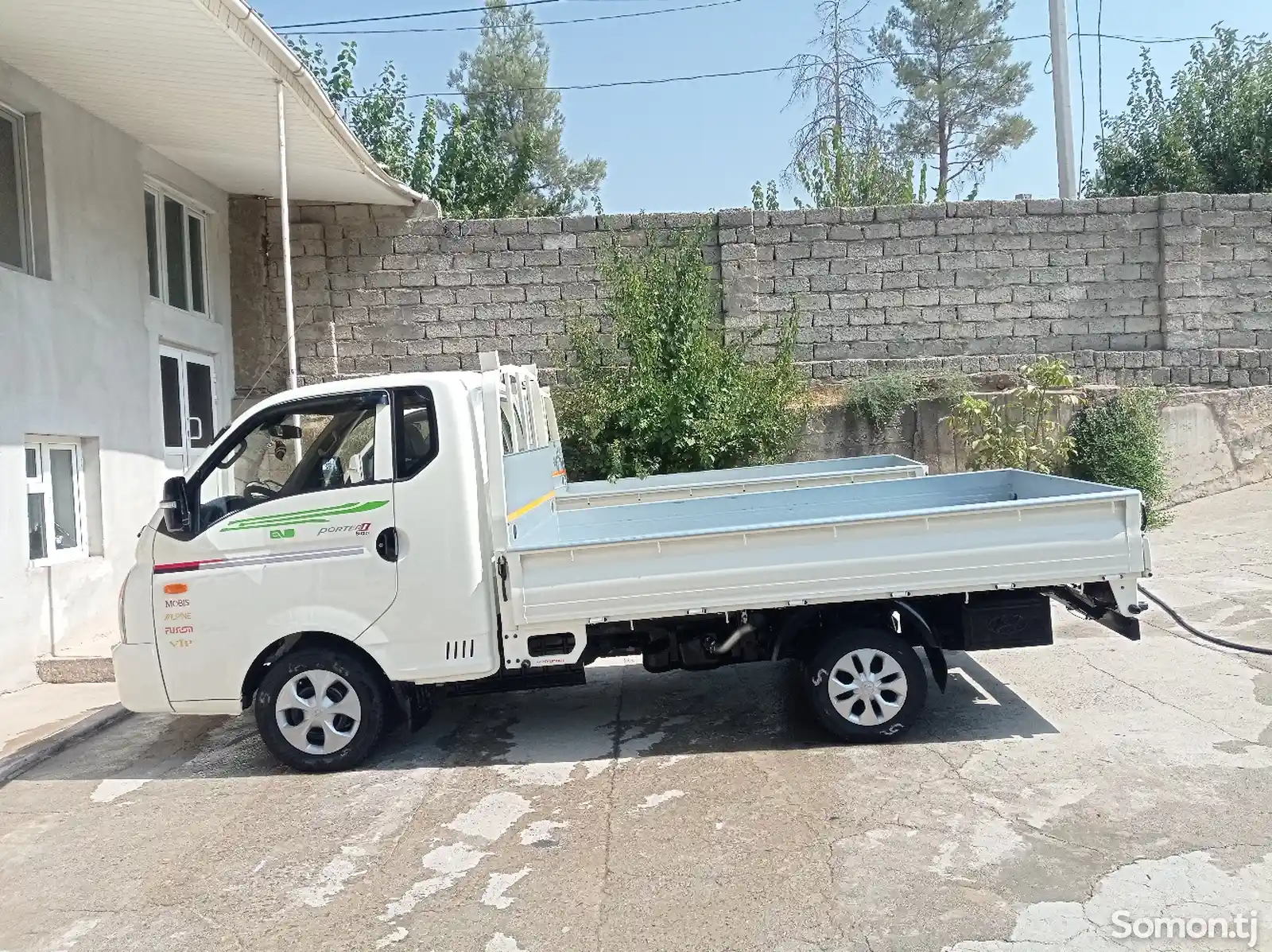 Бортовой автомобиль Hyundai Porter 2 2015-7