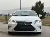 Lexus ES series, 2017-2