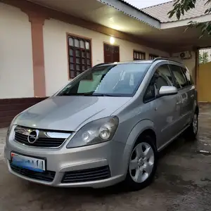 Opel Zafira, 2006