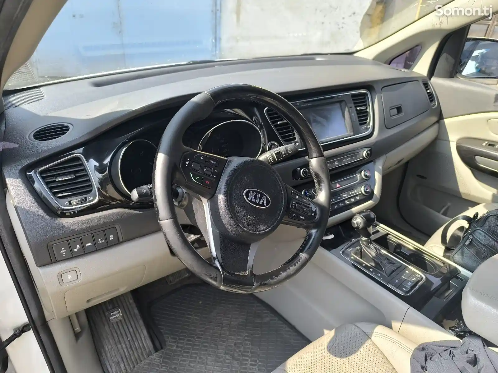 Kia Carnival, 2016-11