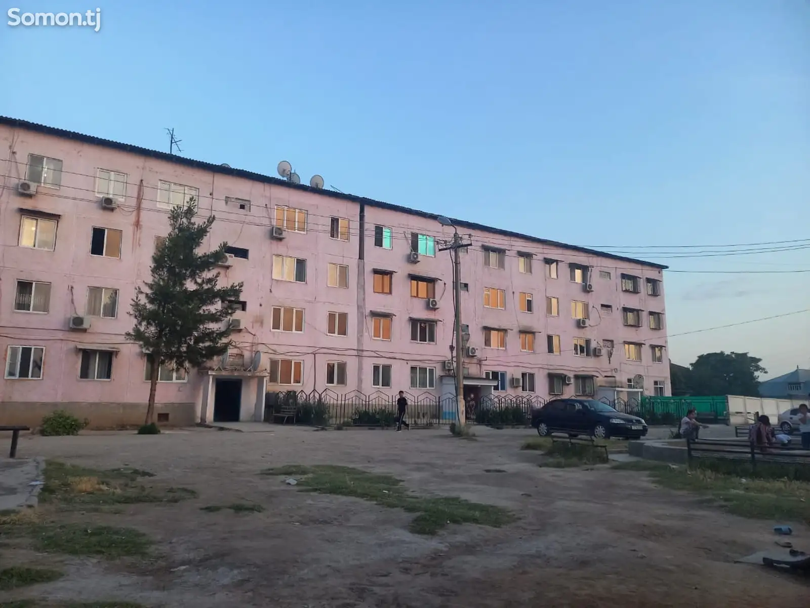 4-комн. квартира, 3 этаж, 85 м²,  кучаи Боки Рахимзода 6-1