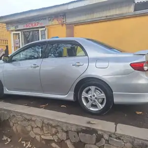 Toyota Corolla, 2012