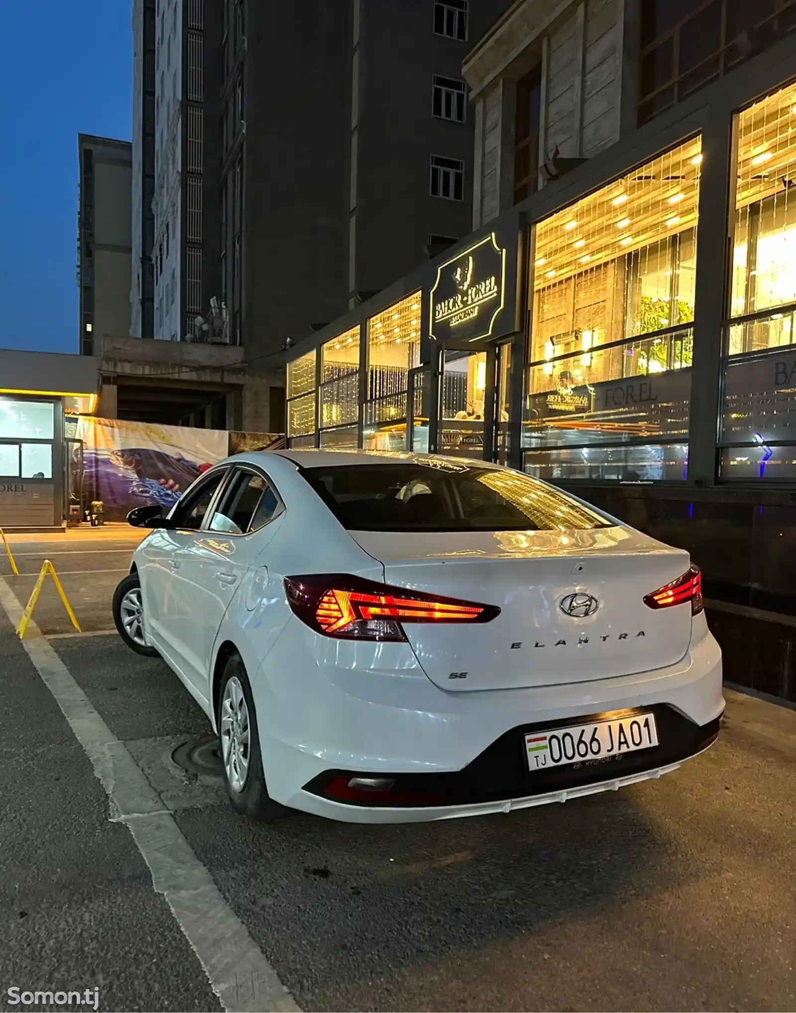 Hyundai Elantra, 2019-6