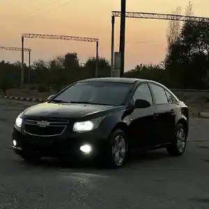 Chevrolet Cruze, 2010