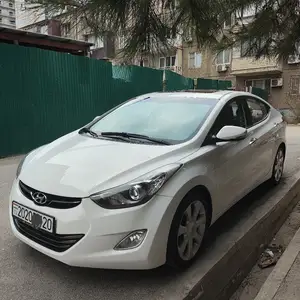 Hyundai Avante, 2011