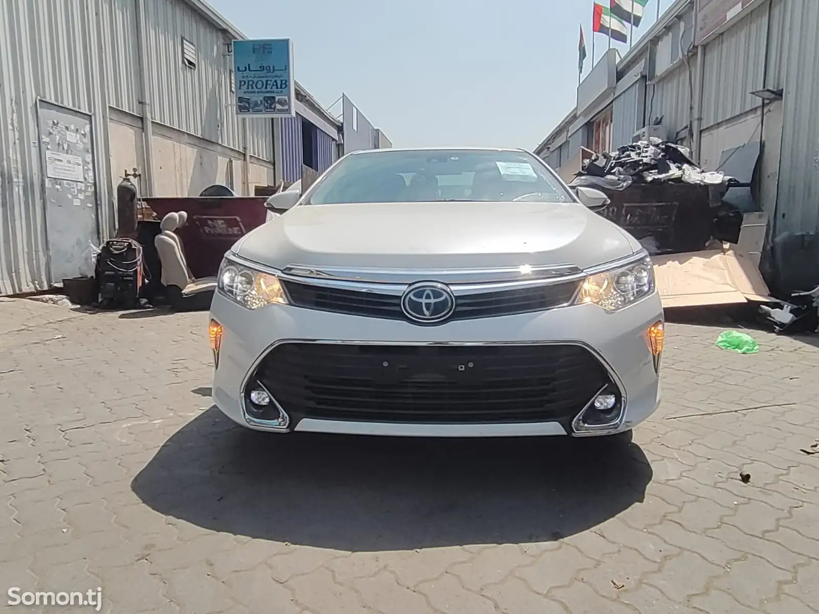 Toyota Camry, 2015-1