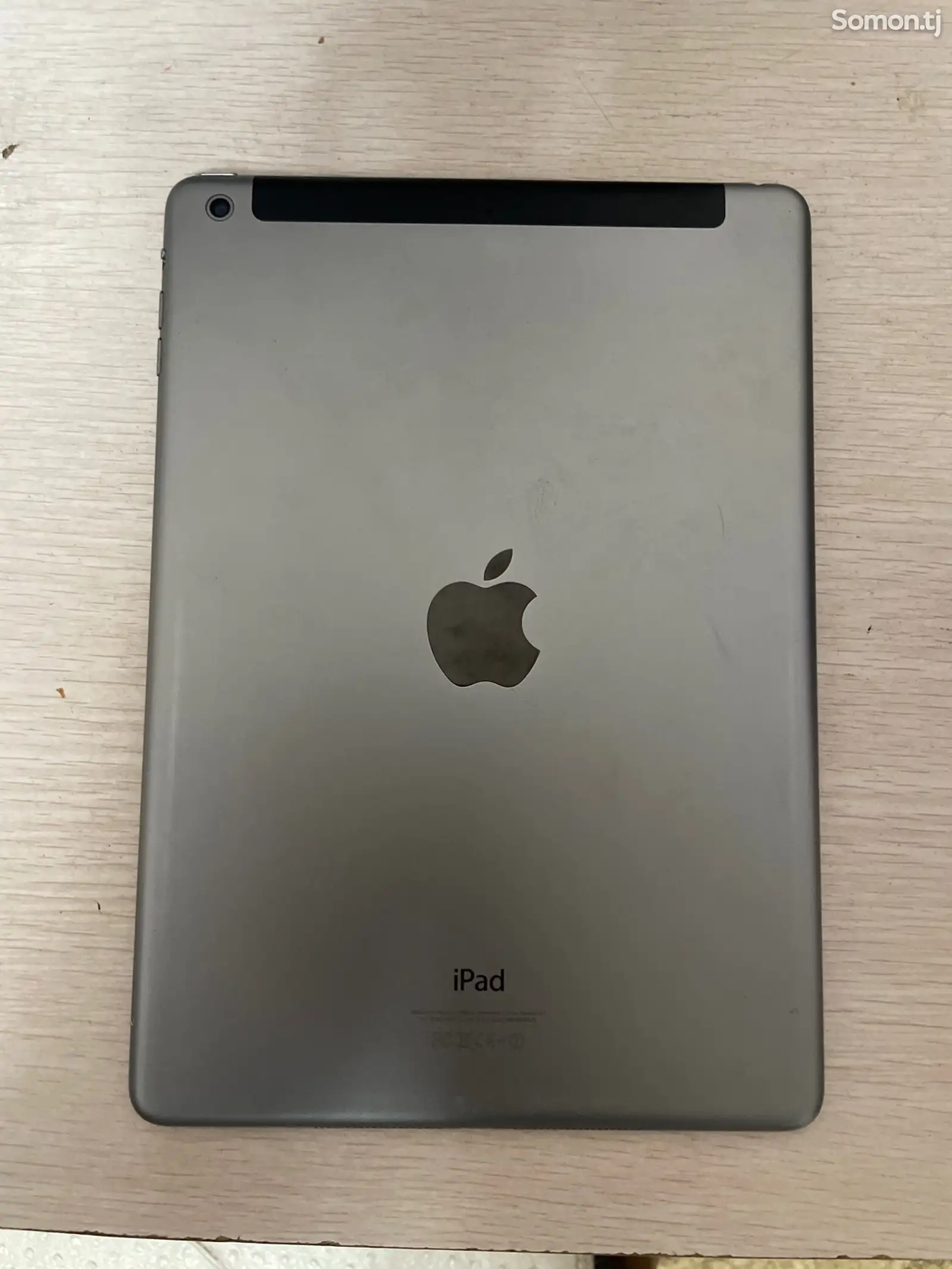 Планшет Apple iPad Air 2-поколения-1